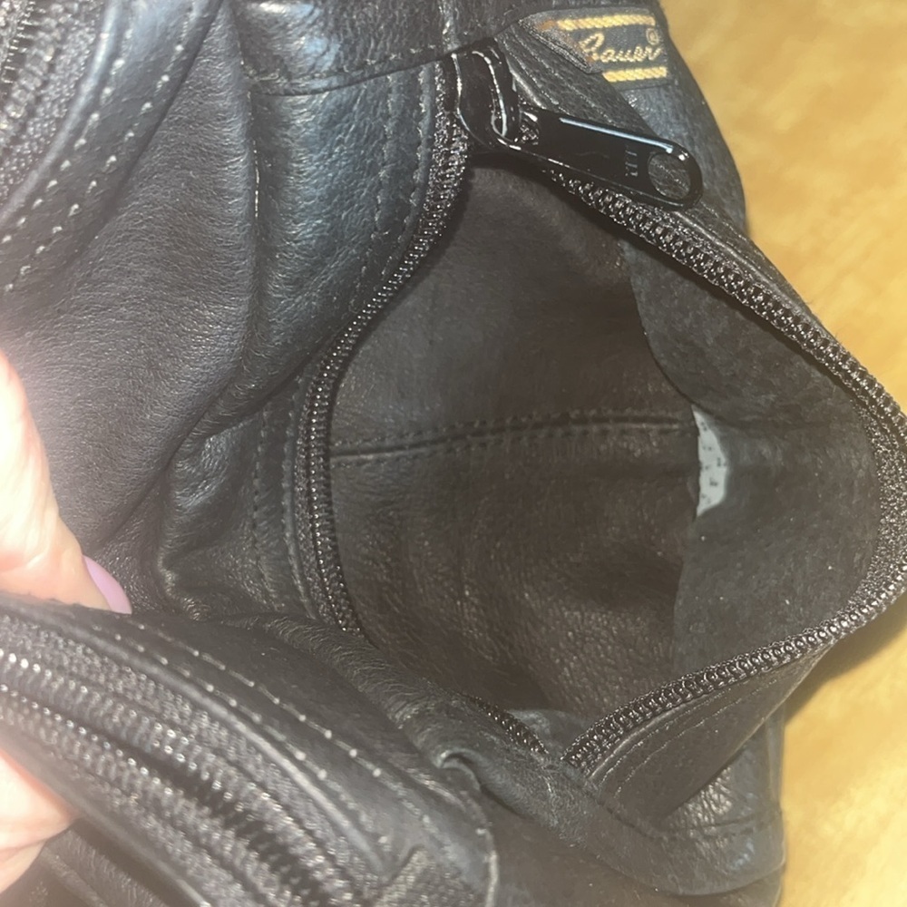 Eddie Bauer black Belt Bag w/ Adjustable Strap & Zippered Compartments - Picture 8 of 8